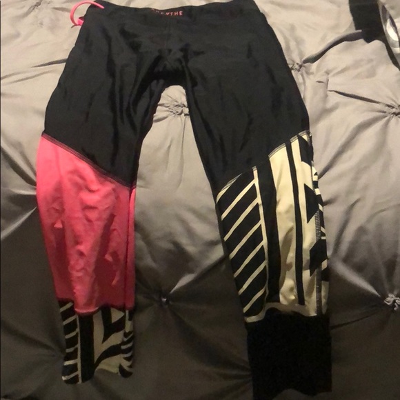 Surf pants! - Picture 4 of 4